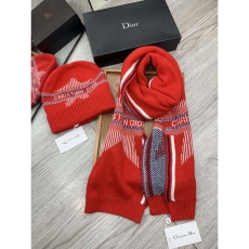 Christian Dior Caps Scarfs